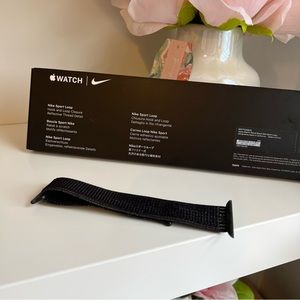 (SOLD) Nike Sport Loop in Black